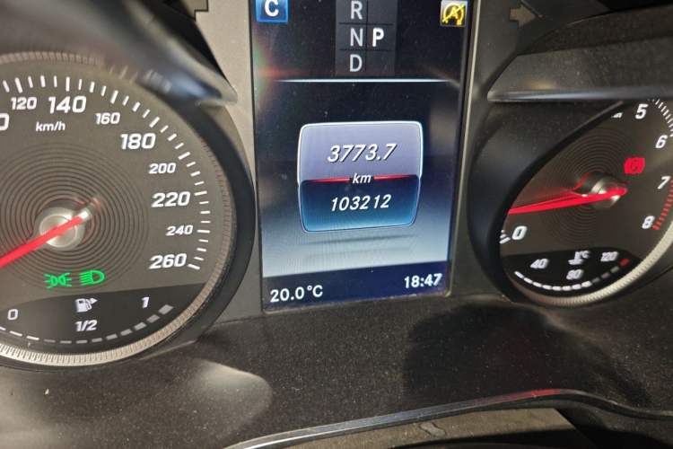 Used Mercedes-Benz C-Class 2017 Restyled C 200 Sport Edition Odometer Close Up