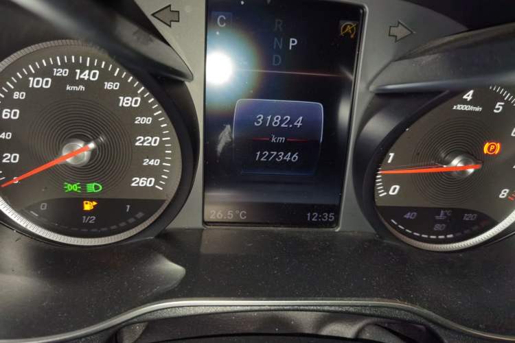 Used Mercedes-Benz C-Class 2017 Restyled C 200 Sport Edition Odometer Close Up