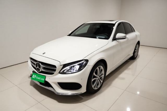 Ojetý Mercedes-Benz C-Class 2017 Restyled C 180 L Fashion Edition Sport Version