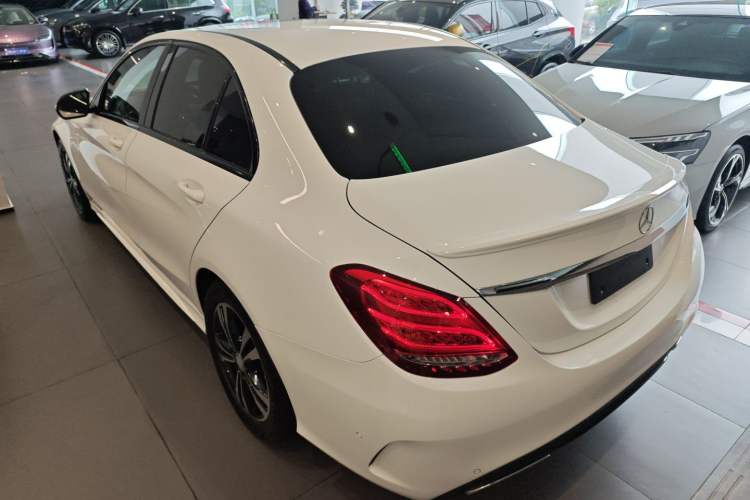 Used Mercedes-Benz C-Class 2017 Restyled C 200 Sport Edition Rear Left 45 Deg