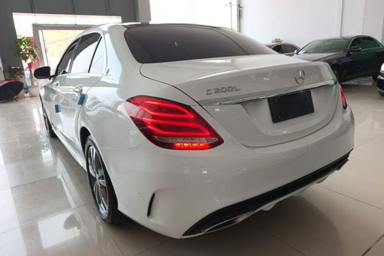 Used Mercedes-Benz C-Class 2017 Facelift C 200 L Sport Edition Rear Left 45 Deg
