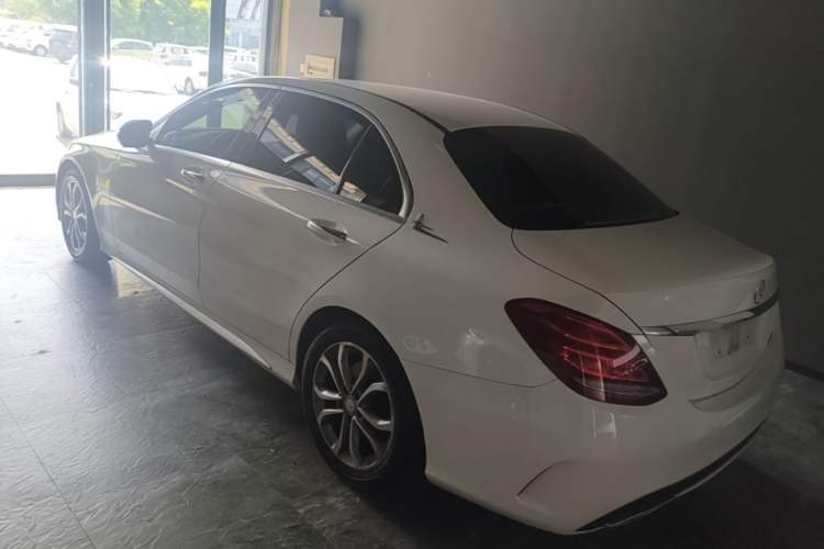Used Mercedes-Benz C-Class 2017 Revised C 180 L Dynamic Sports Edition Rear Left 45 Deg