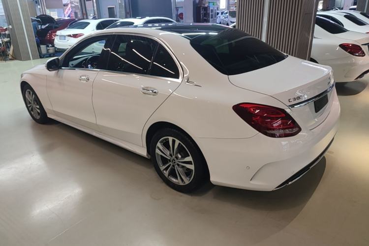 Used Mercedes-Benz C-Class 2017 Facelift C 200 L Sport Edition Rear Left 45 Deg