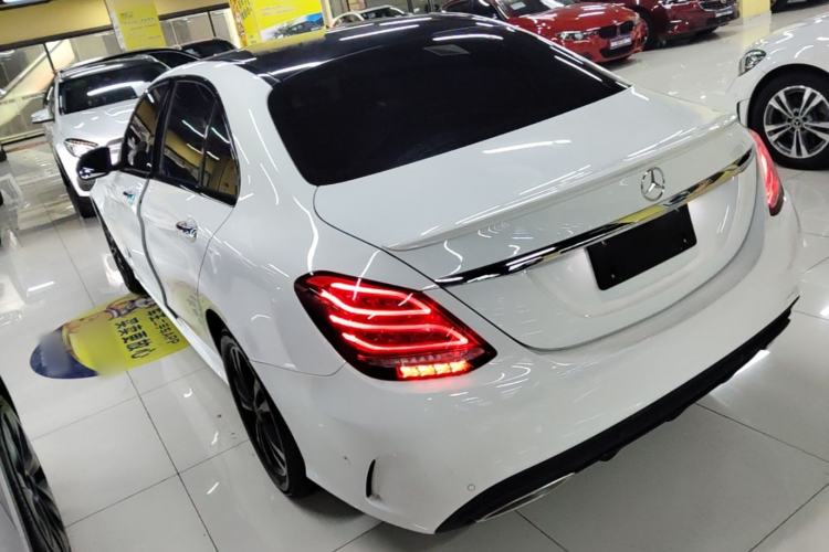 Used Mercedes-Benz C-Class 2017 Restyled C 200 Sport Edition Rear Left 45 Deg