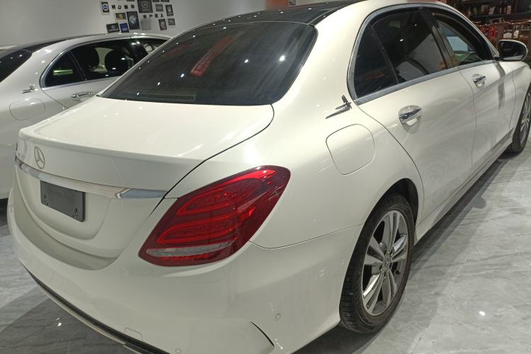Used Mercedes-Benz C-Class 2017 Facelift C 200 L Sport Edition Rear Right 45 Deg