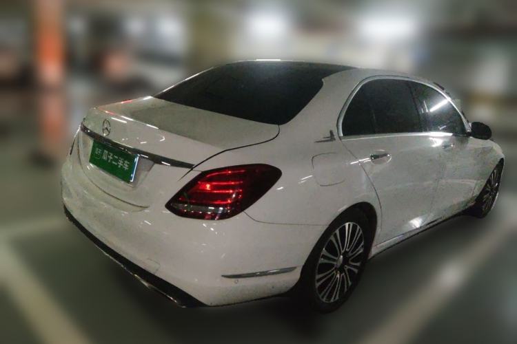 Used Mercedes-Benz C-Class 2017 C 200 L Rear Right 45 Deg