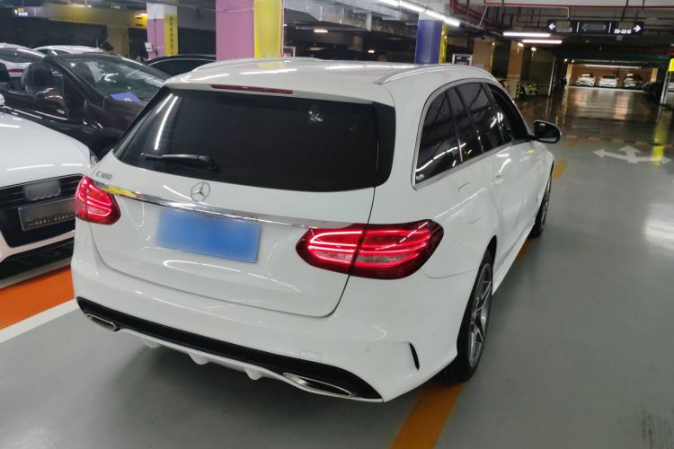 Used Mercedes-Benz C-Class 2017 C 180 Estate Rear Right 45 Deg