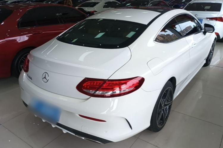 Used Mercedes-Benz C-Class 2017 Facelift C 200 Coupe Rear Right 45 Deg