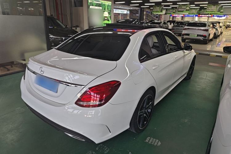 Used Mercedes-Benz C-Class 2017 Facelift C 300 Sport Edition Rear Right 45 Deg