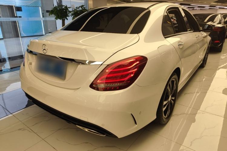 Used Mercedes-Benz C-Class 2017 C 200 Sport Edition Rear Right 45 Deg