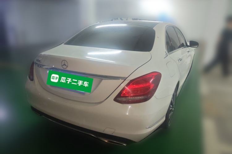 Used Mercedes-Benz C-Class 2017 C 200 L Rear Right 45 Deg