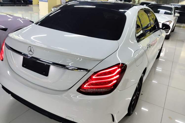Used Mercedes-Benz C-Class 2017 Restyled C 200 Sport Edition Rear Right 45 Deg