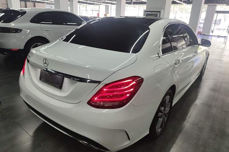 Used Mercedes-Benz C-Class 2017 Facelift C 200 L Sport Edition Rear Right 45 Deg