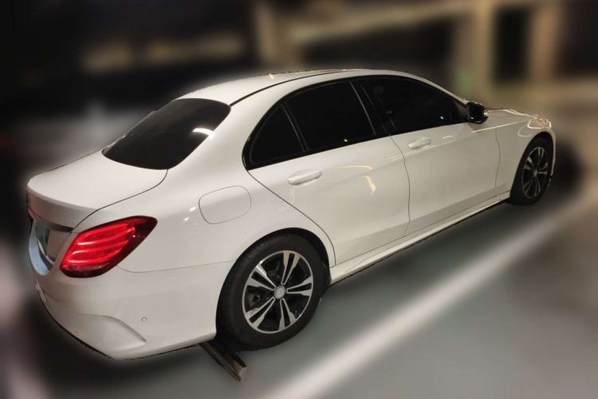 Used Mercedes-Benz C-Class 2017 C 200 Sport Edition Rear Right 45 Deg