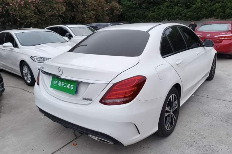 Used Mercedes-Benz C-Class 2017 C 200 Sport Edition Rear Right 45 Deg