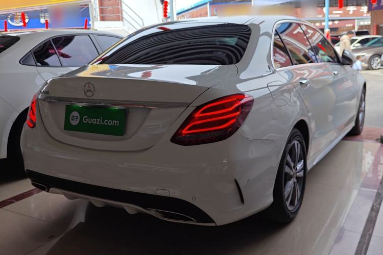 Used Mercedes-Benz C-Class 2017 Facelift C 200 L Sport Edition Rear Right 45 Deg