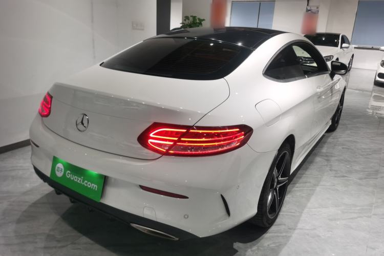 Used Mercedes-Benz C-Class 2017 Facelift C 200 Coupe Rear Right 45 Deg