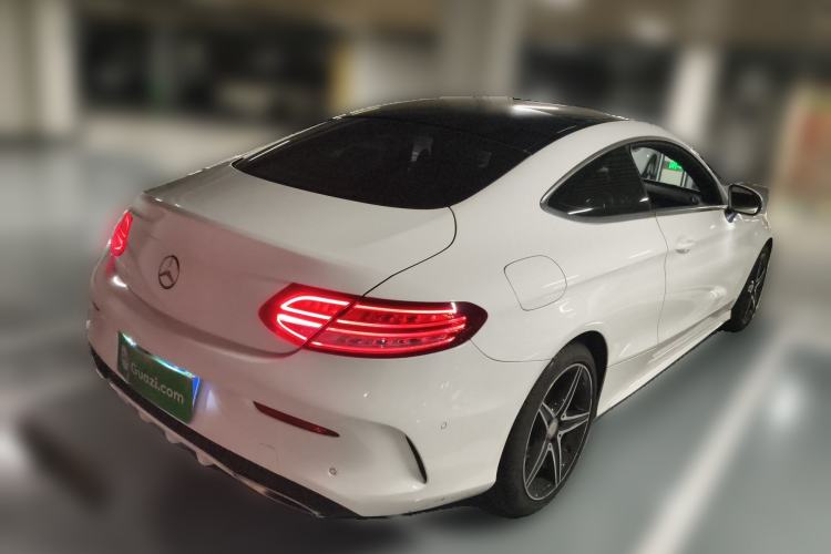 Used Mercedes-Benz C-Class 2017 C 200 Coupe Rear Right 45 Deg