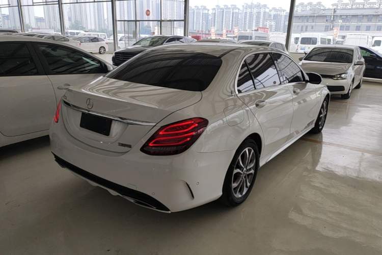 Used Mercedes-Benz C-Class 2017 Restyled C 180 L Fashion Edition Sport Version Rear Right 45 Deg