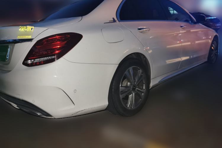 Used Mercedes-Benz C-Class 2017 Facelift C 200 L Sport Edition Rear Right 45 Deg