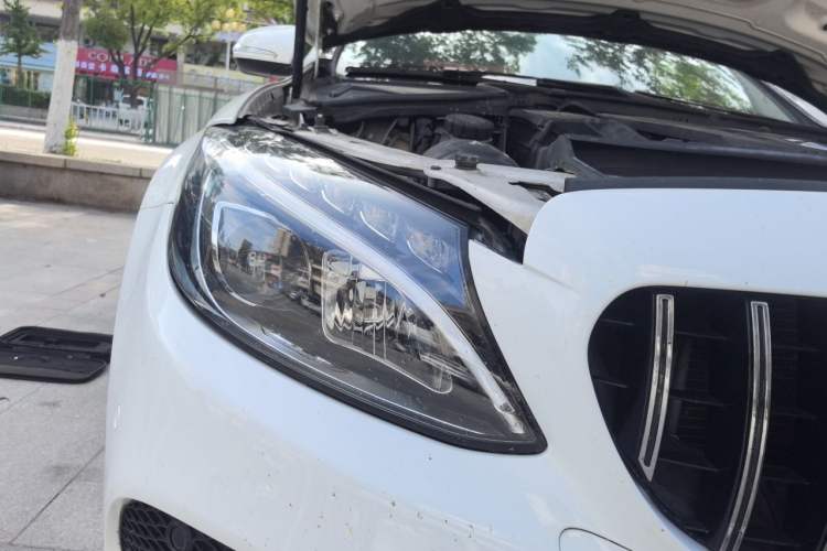Used Mercedes-Benz C-Class 2017 C 200 L Sport Edition Right Front Headlight