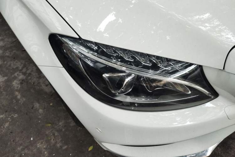Used Mercedes-Benz C-Class 2017 C 200 L Sport Edition Right Front Headlight