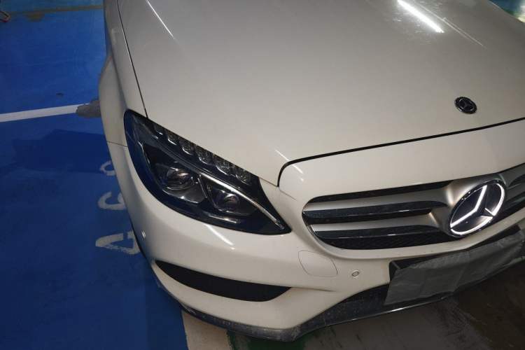 Used Mercedes-Benz C-Class 2017 Facelift C 200 L 4MATIC Sport Edition Right Front Headlight