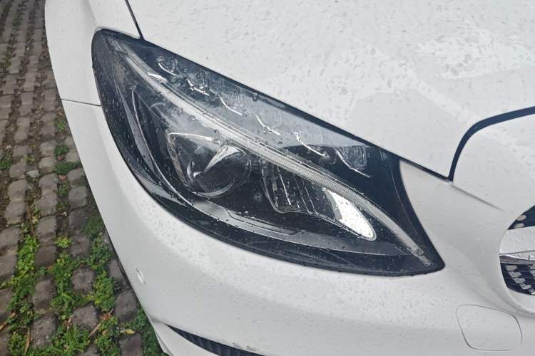 Used Mercedes-Benz C-Class 2017 Restyled C 200 Sport Edition Right Front Headlight