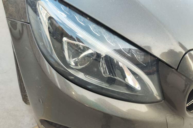 Used Mercedes-Benz C-Class 2017 Facelift C 200 L Sport Edition Right Front Headlight