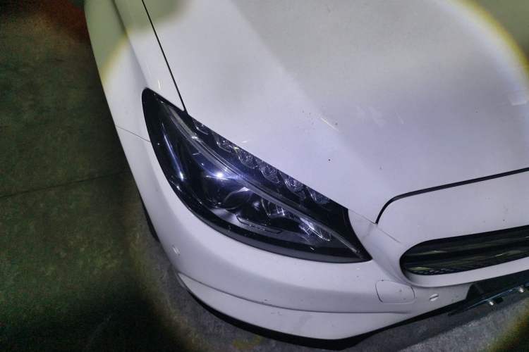 Used Mercedes-Benz C-Class 2017 Restyled C 200 Sport Edition Right Front Headlight