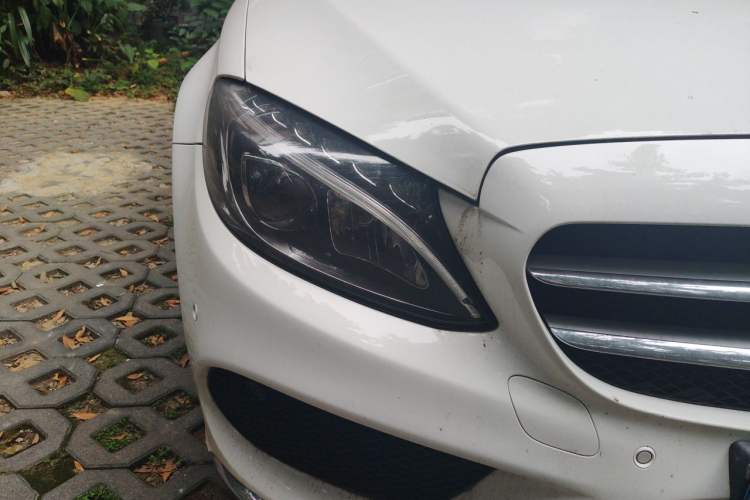 Used Mercedes-Benz C-Class 2017 C 200 L Sport Edition Right Front Headlight