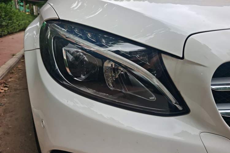 Used Mercedes-Benz C-Class 2017 Facelift C 200 L Sport Edition Right Front Headlight