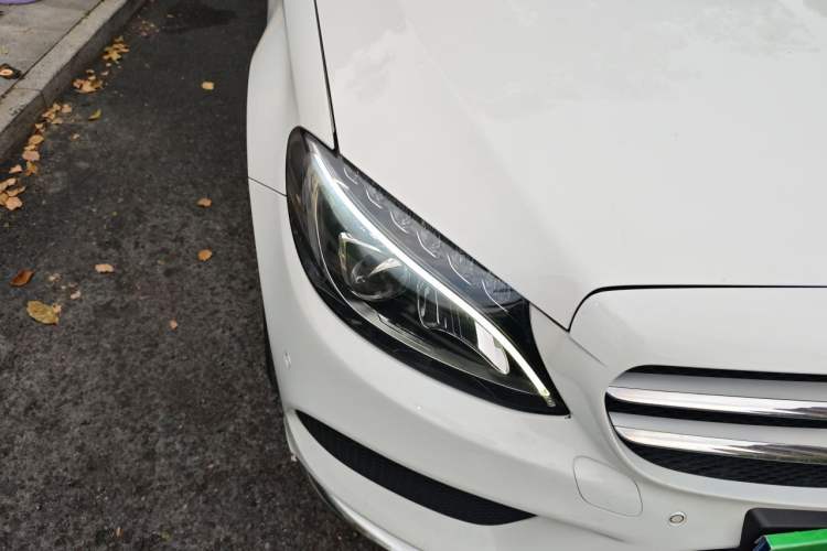 Used Mercedes-Benz C-Class 2017 C 180 L Sport Edition Right Front Headlight