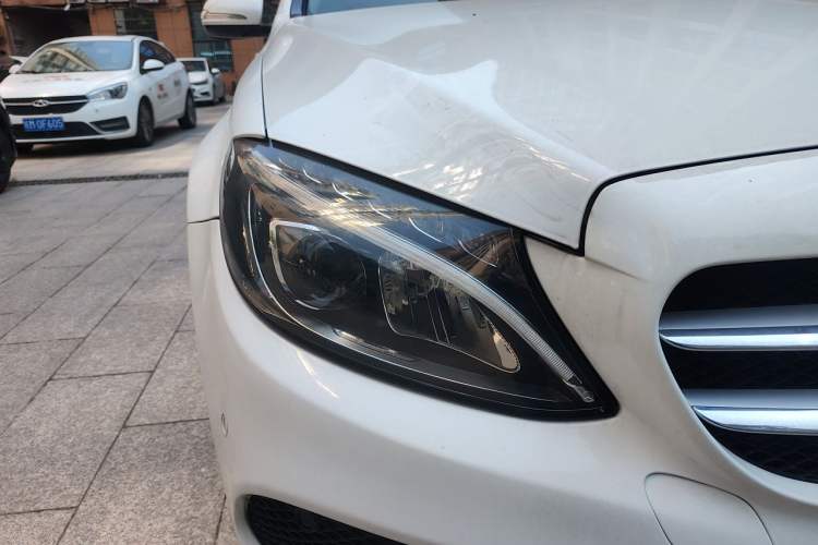Used Mercedes-Benz C-Class 2017 C 200 L Sport Edition Right Front Headlight