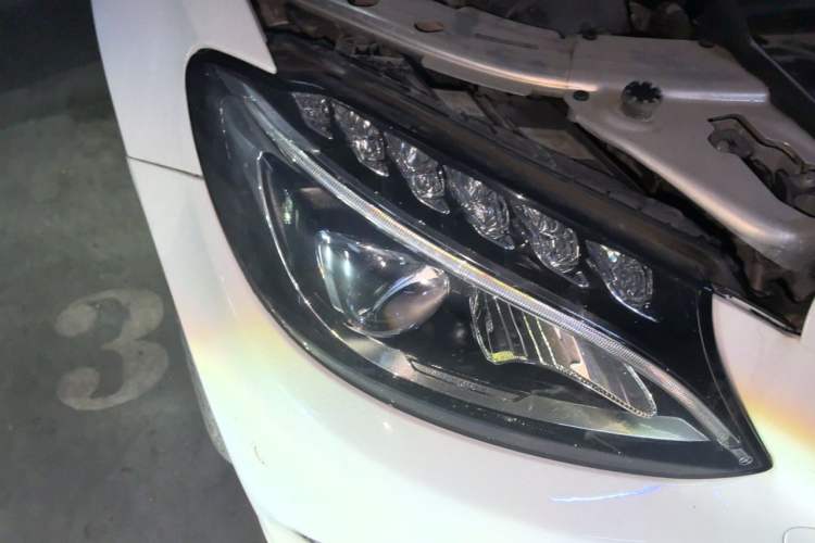 Used Mercedes-Benz C-Class 2017 C 180 L Sport Edition Right Front Headlight