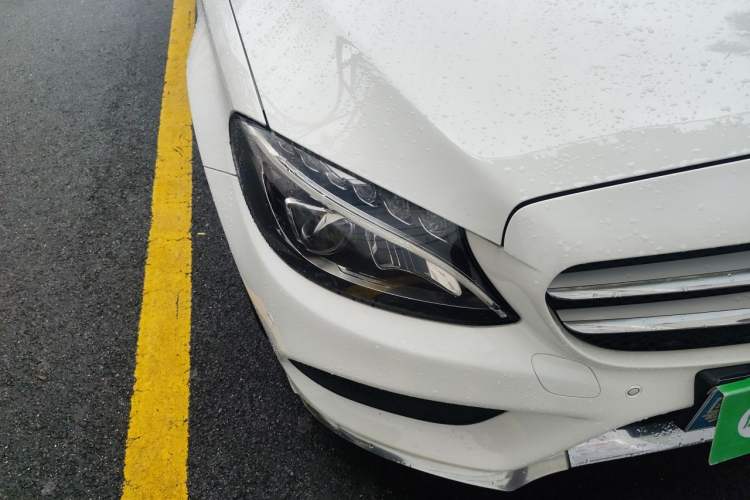 Used Mercedes-Benz C-Class 2017 C 180 L Sport Edition Right Front Headlight