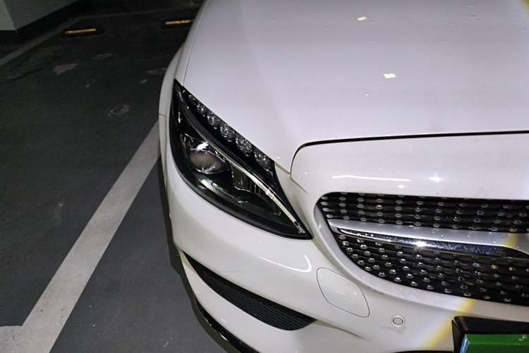 Used Mercedes-Benz C-Class 2017 Facelift C 200 L Sport Edition Right Front Headlight
