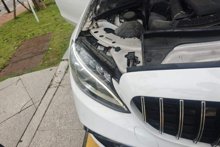 Used Mercedes-Benz C-Class 2017 Facelift C 200 Coupe Right Front Headlight