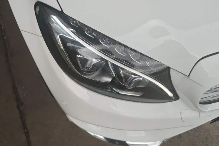 Used Mercedes-Benz C-Class 2017 C 200 L 4MATIC Sport Edition Right Front Headlight