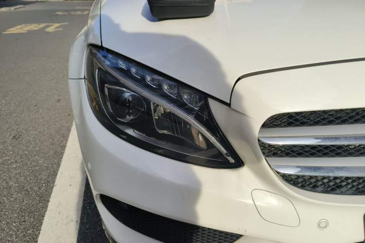 Used Mercedes-Benz C-Class 2017 C 200 L Sport Edition Right Front Headlight