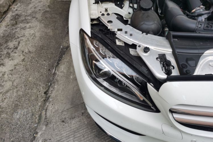 Used Mercedes-Benz C-Class 2017 Facelift C 200 L Sport Edition Right Front Headlight