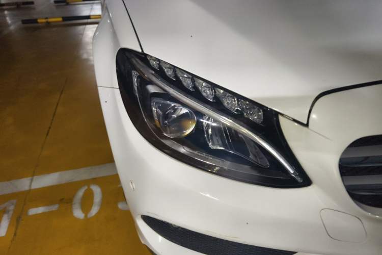 Used Mercedes-Benz C-Class 2017 Facelift C 200 L Sport Edition Right Front Headlight