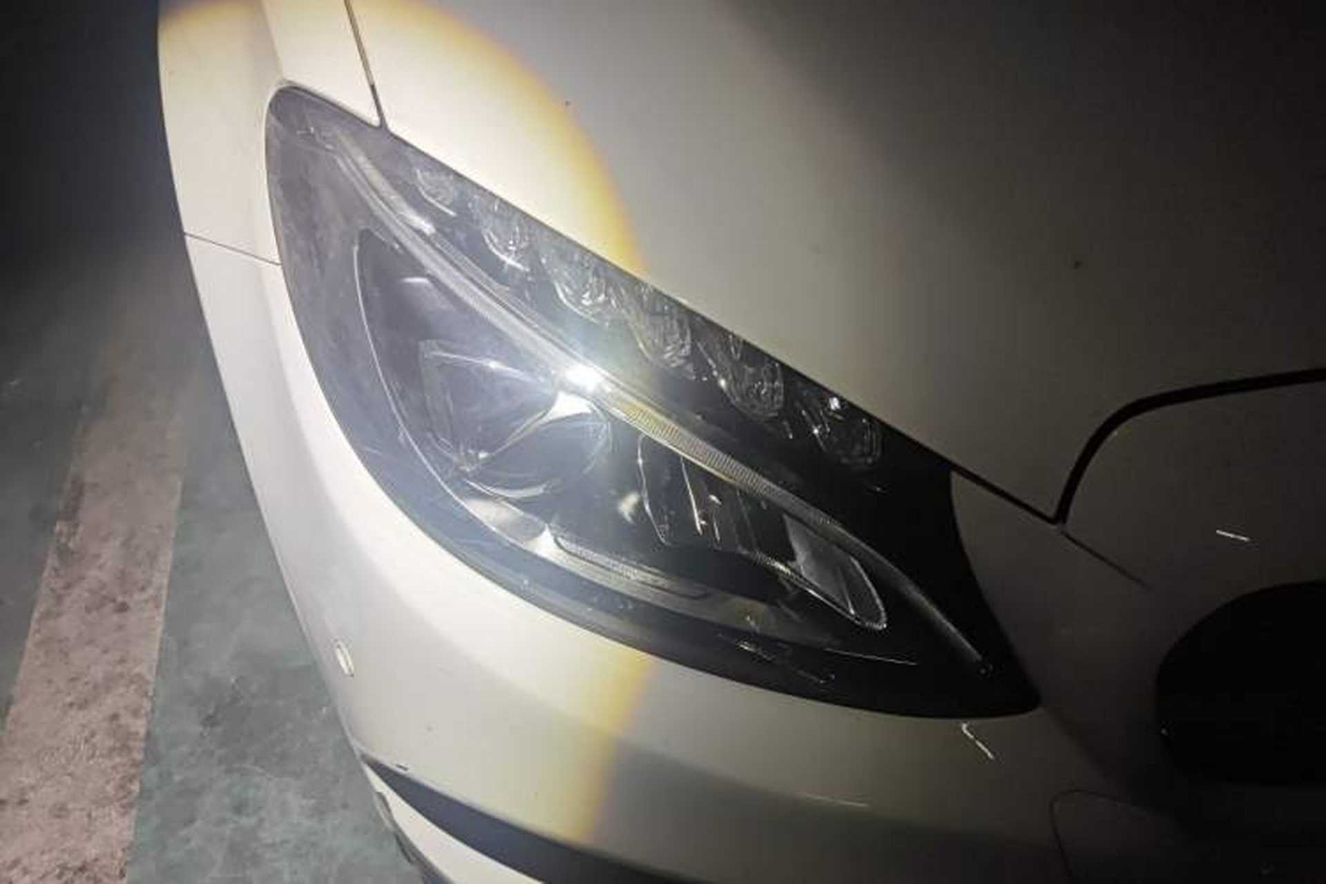 Used Mercedes-Benz C-Class 2017 Restyled C 180 L Fashion Edition Sport Version Right Front Headlight