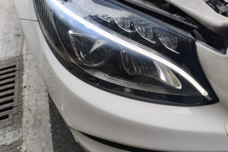 Used Mercedes-Benz C-Class 2017 C 180 L Sport Edition Right Front Headlight