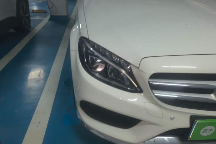 Used Mercedes-Benz C-Class 2017 Facelift C 200 Station Wagon Right Front Headlight