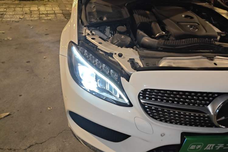 Used Mercedes-Benz C-Class 2017 Facelift C 200 L Right Front Headlight