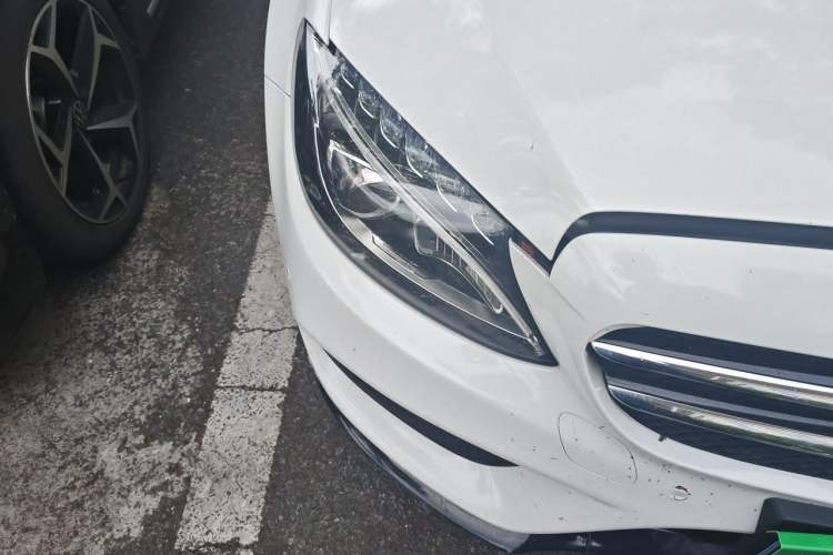 Used Mercedes-Benz C-Class 2017 Restyled C 200 Sport Edition Right Front Headlight