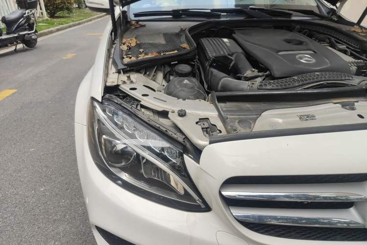 Used Mercedes-Benz C-Class 2017 C 200 L Sport Edition Right Front Headlight
