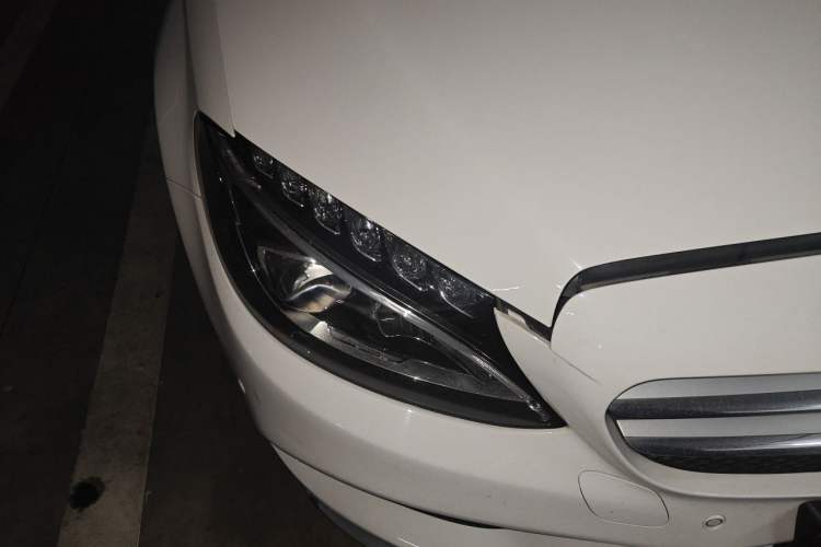Used Mercedes-Benz C-Class 2017 Restyled C 180 L Fashion Edition Sport Version Right Front Headlight