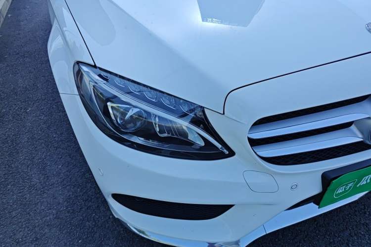 Used Mercedes-Benz C-Class 2017 C 200 L Sport Edition Right Front Headlight
